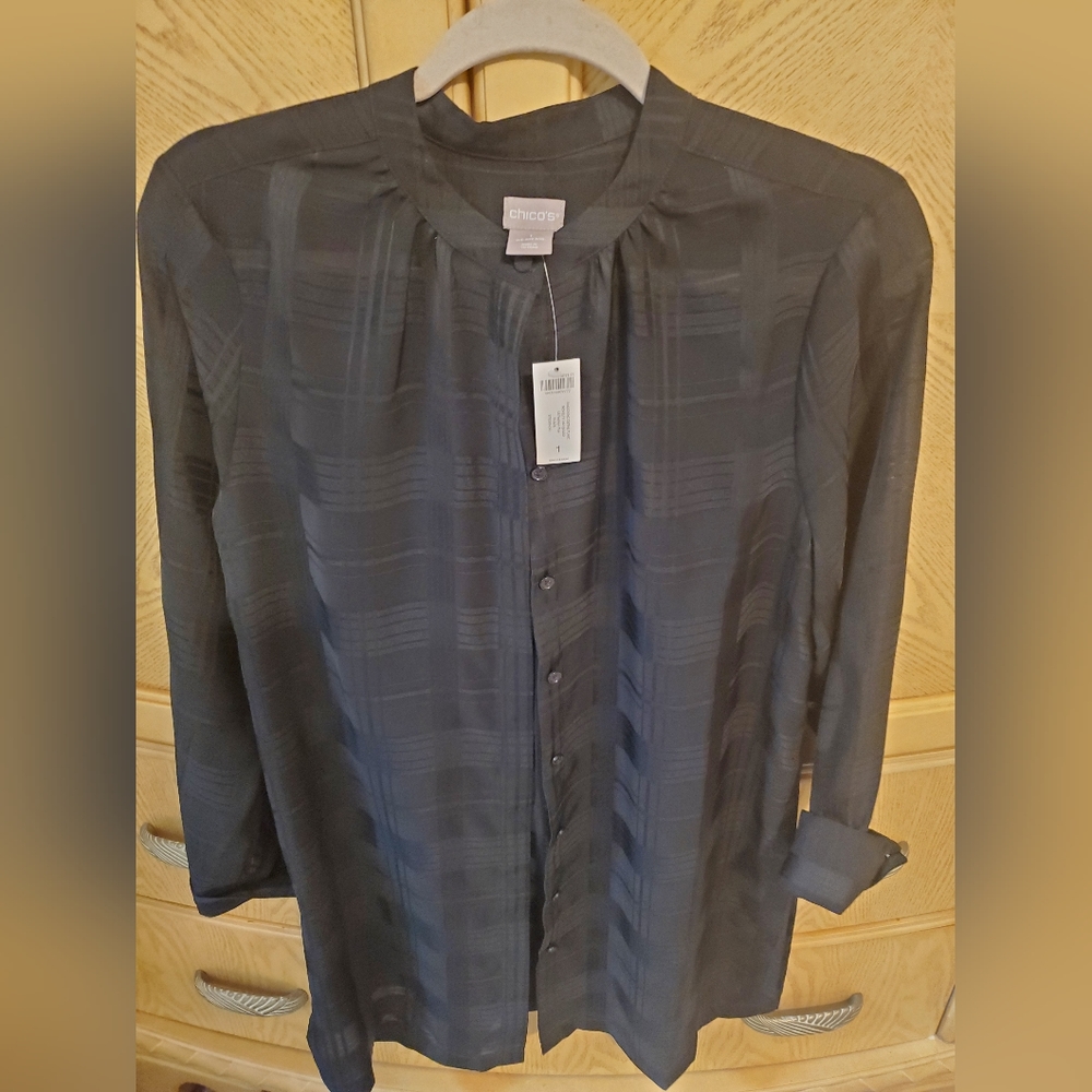 Chicos nwt black long sleeve top. Chicos size 1. Us size 8